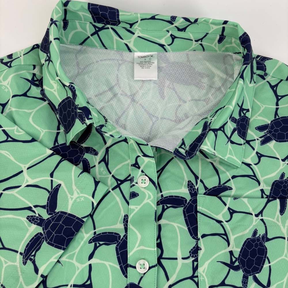 TomboyX Womens Sea Turtle Print Button Down Shirt Mint Green Short Sleeve Small